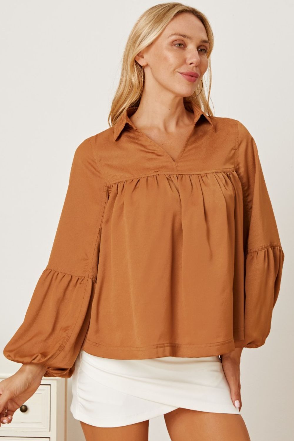 Bluse mit Ballonärmeln und Kragen