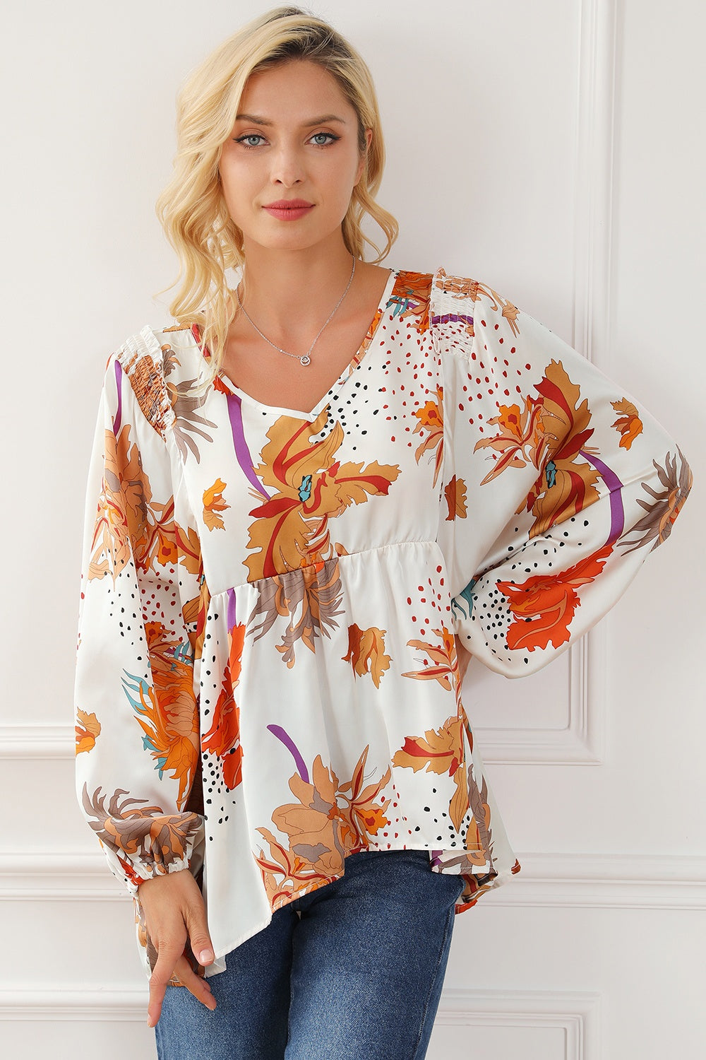 Bedrukte V-hals gesmokte ballonmouwen blouse