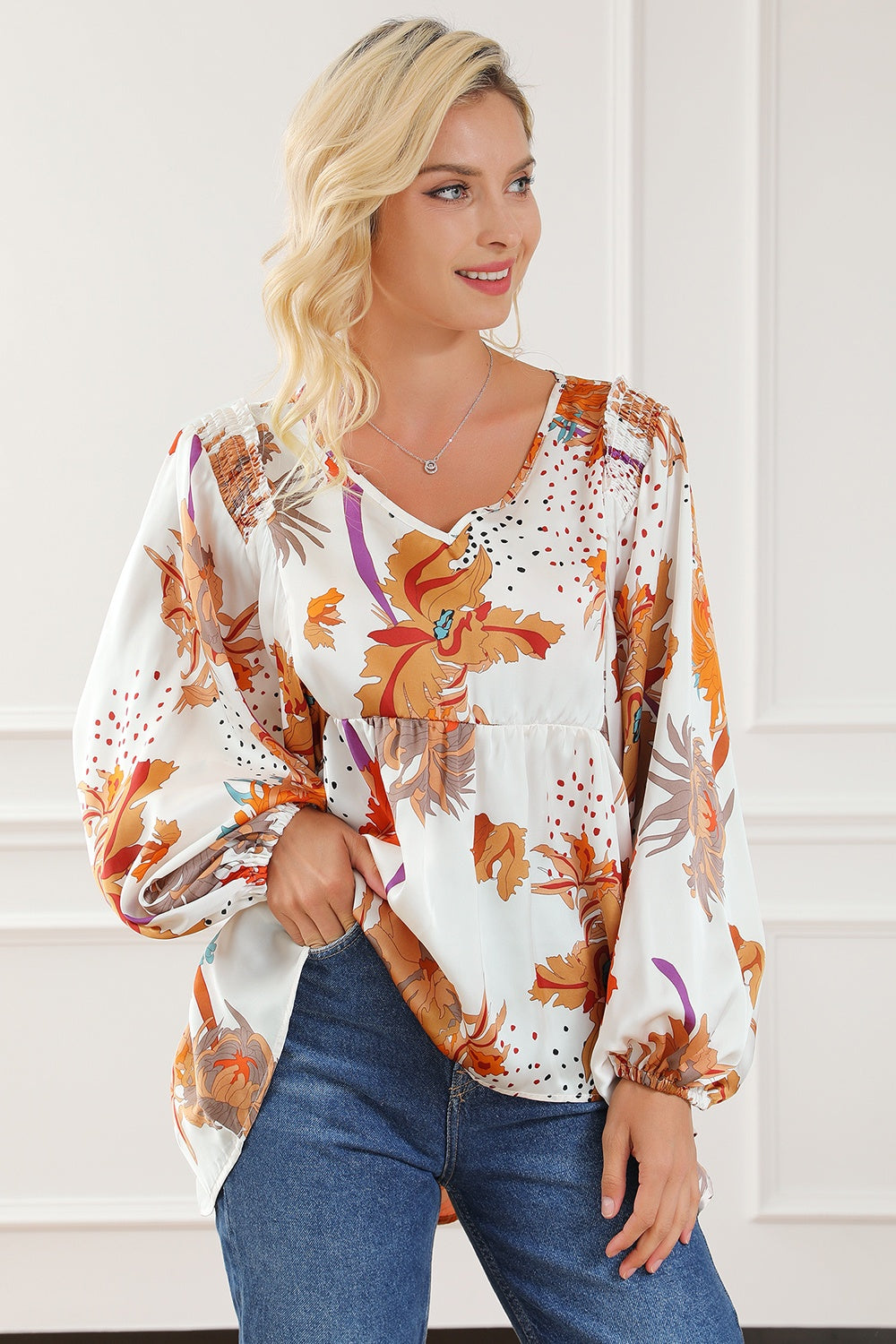 Bedrukte V-hals gesmokte ballonmouwen blouse